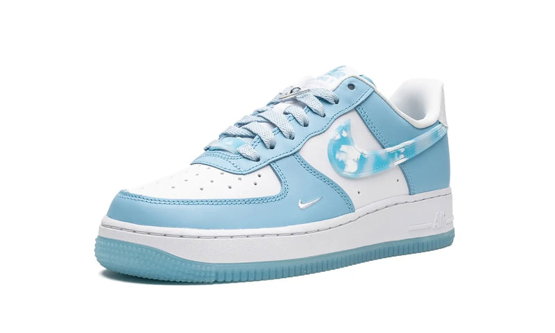 Tênis Air Force 1 Feminino "Nail Art" Azul / Branco