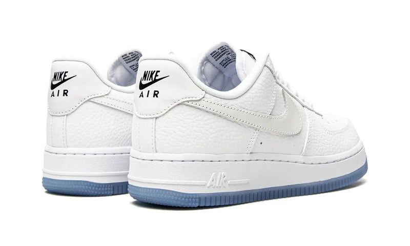 Tênis Air Force 1 Feminino "Reactive Swoosh"