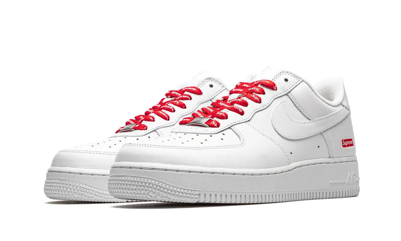 Tênis Air Force 1 x Supreme "White" Branco