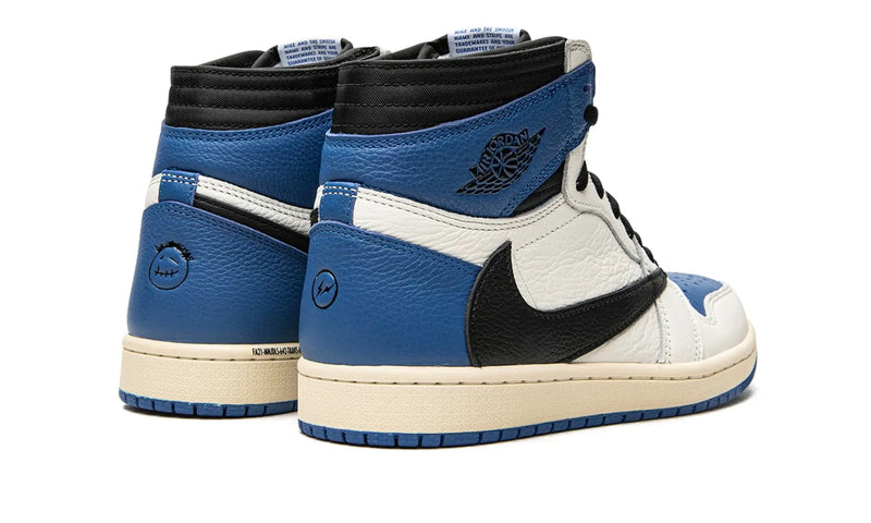 Tênis Air Jordan 1 High x Travis Scott x Fragment