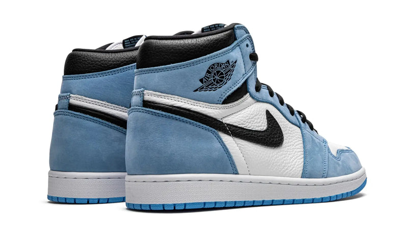 Tênis Air Jordan 1 High "University Blue" Azul / Branco