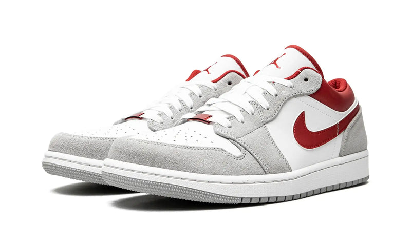 Tênis Air jordan 1 Low "Light Smoke Gym Red"