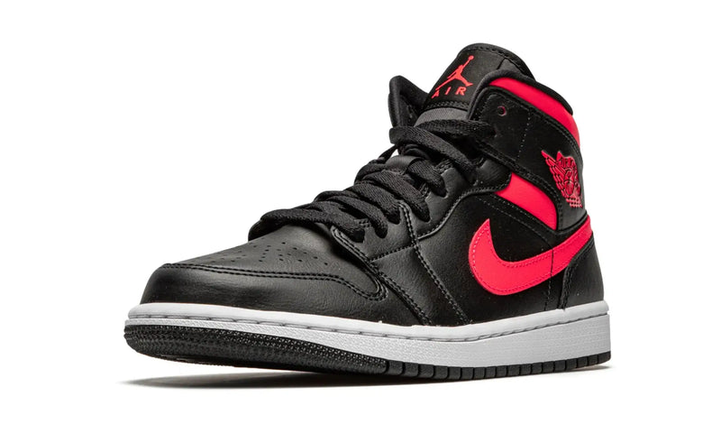 Tênis Air Jordan 1 Mid Feminino "Siren Red" Preto / Rosa