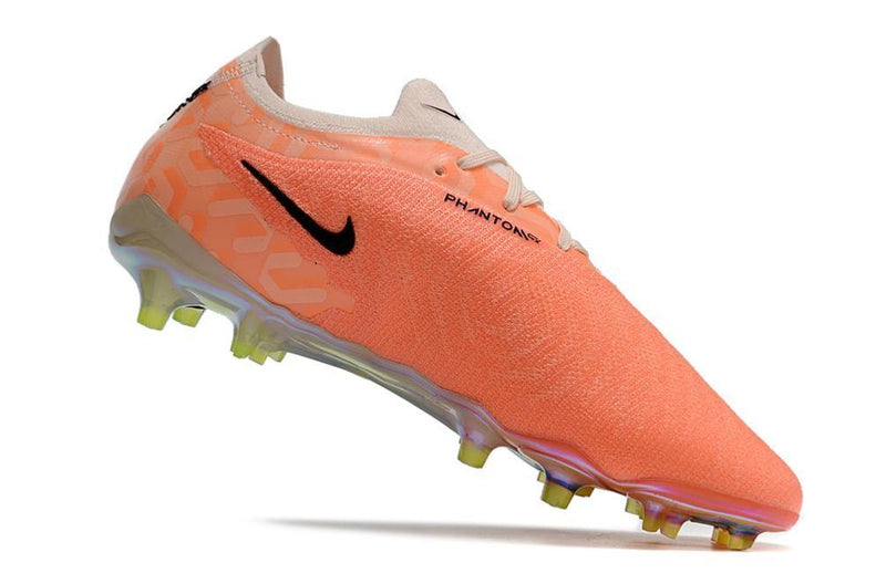 Chuteira Nike Phantom GX Low Elite FG Campo