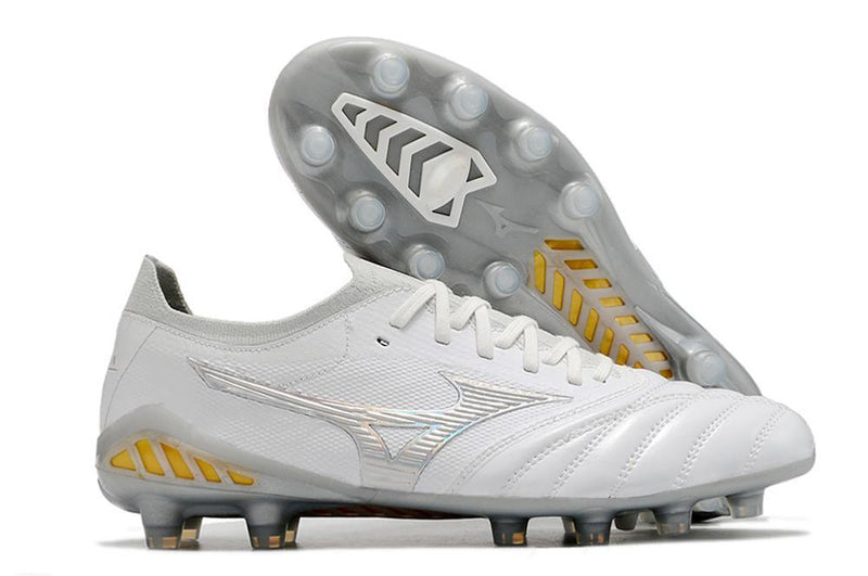 Chuteira Mizuno Morelia NEO III Campo