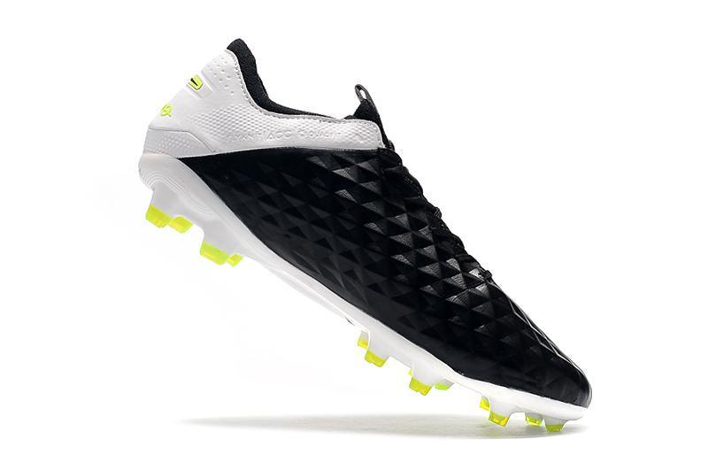 Chuteira Nike Tiempo Legend 8 Elite Campo