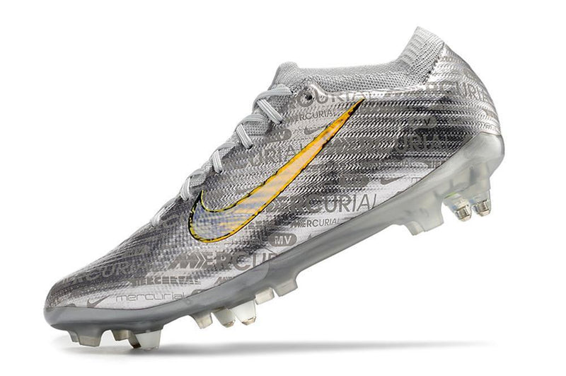 Chuteira Nike Mercurial Vapor XV Elite SG Campo