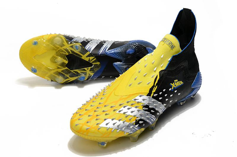 Chuteira adidas Predator Freak+ Campo