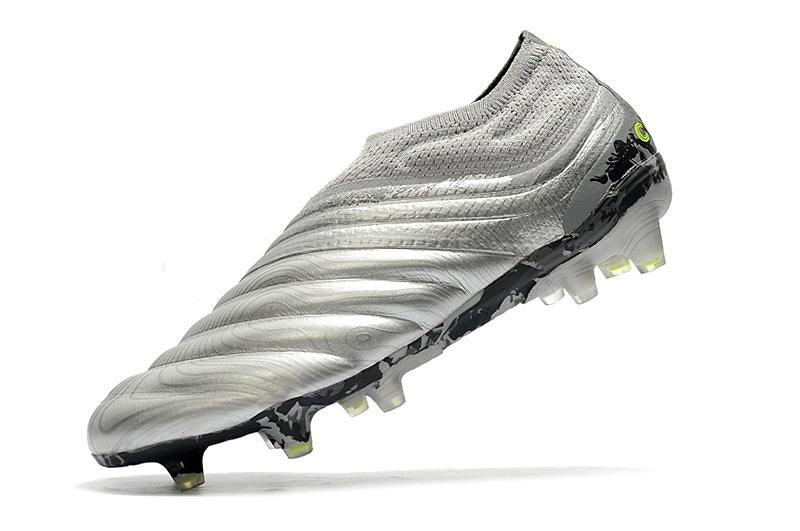 Chuteira Adidas Copa 20 Campo