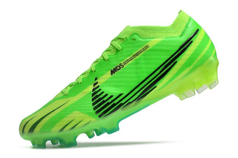 Chuteira Nike Air Zoom Mercurial Vapor XV Elite Campo