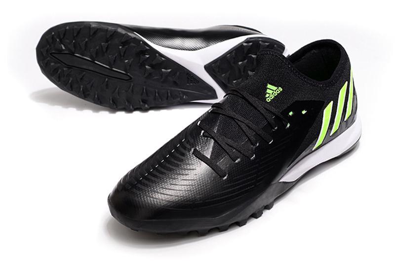 Chuteira adidas Predator Edge 3 low Society