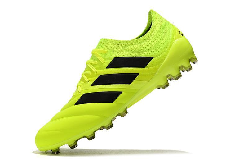 Chuteira Adidas Copa 19.1 Campo