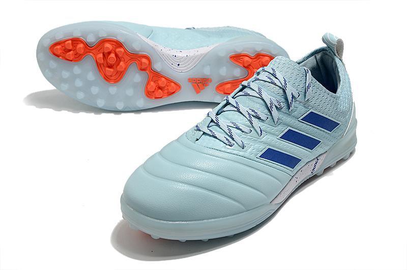 Chuteira Adidas Copa 20.1 Society