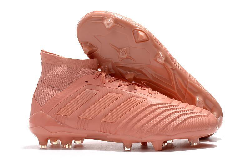 Chuteira adidas Predator 18 Campo