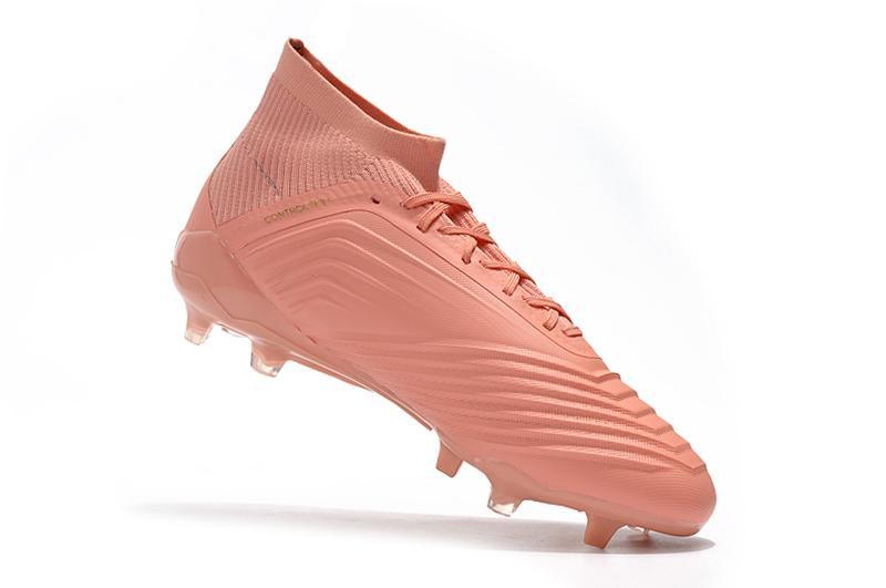 Chuteira adidas Predator 18 Campo