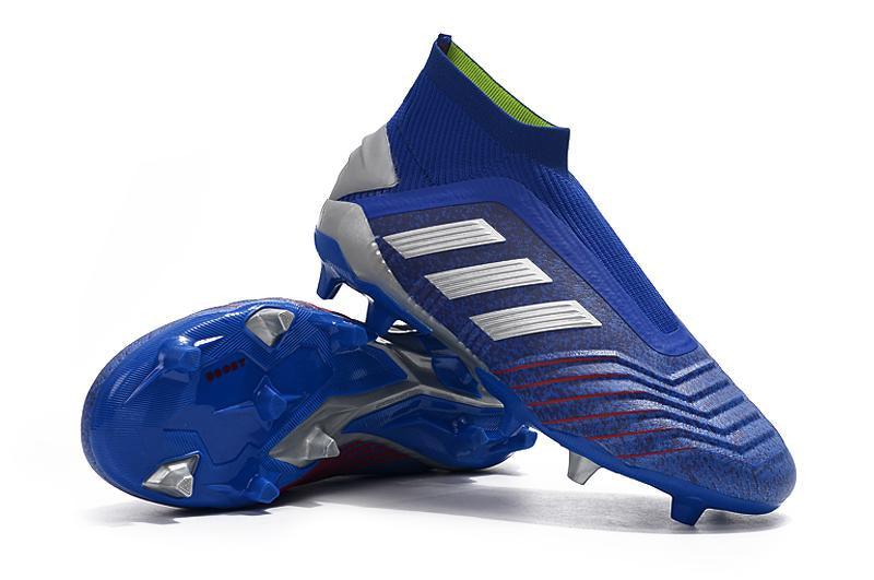 Chuteira adidas Predator 19 Campo