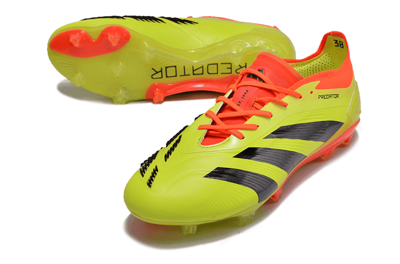 Chuteira Adidas Predator Campo