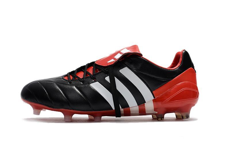 Chuteira Adidas Predator Mania Champagne Campo