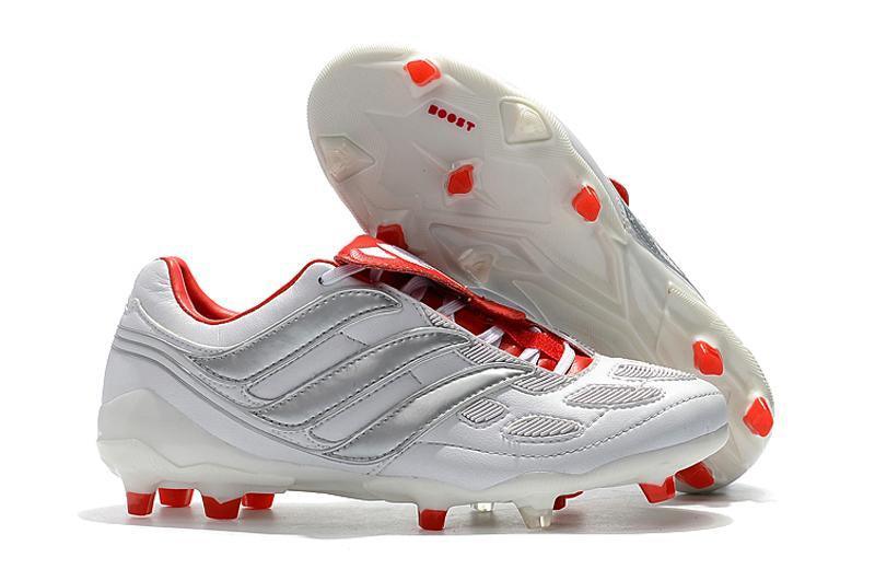 Chuteira Adidas Predator Precision Campo