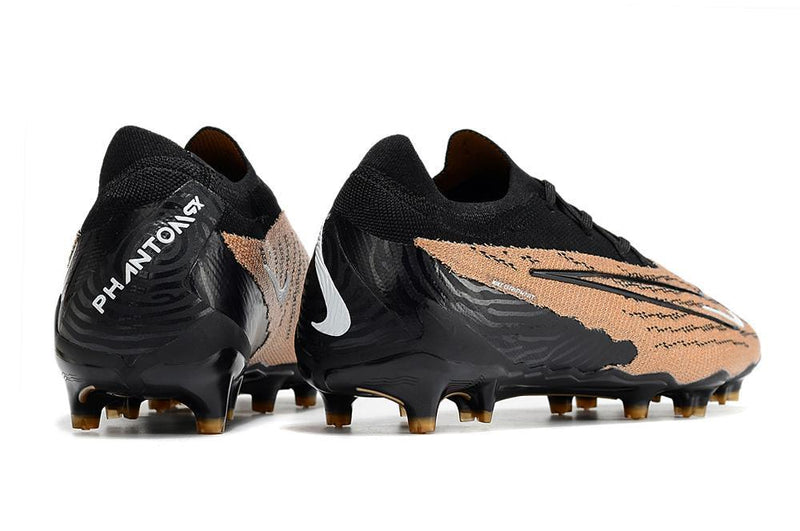 Chuteira Nike Phantom GX Low Elite FG Campo