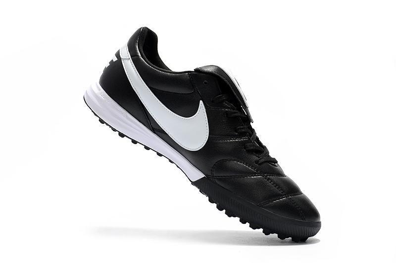 Chuteira Nike Premier II Society