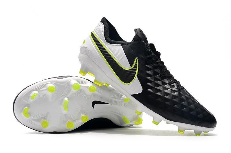 Chuteira Nike Tiempo Legend 8 Elite Campo