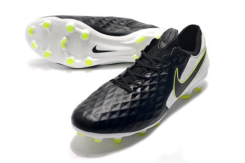 Chuteira Nike Tiempo Legend 8 Elite Campo