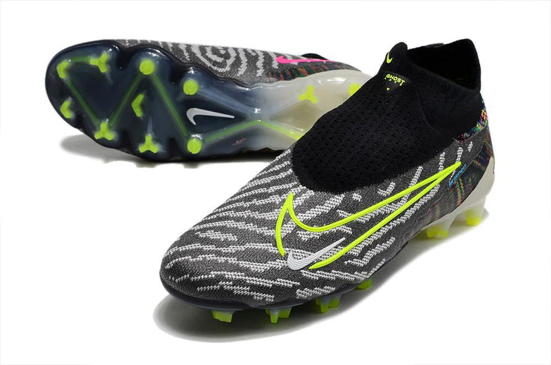 Chuteira Nike Phantom GX Elite FG Campo