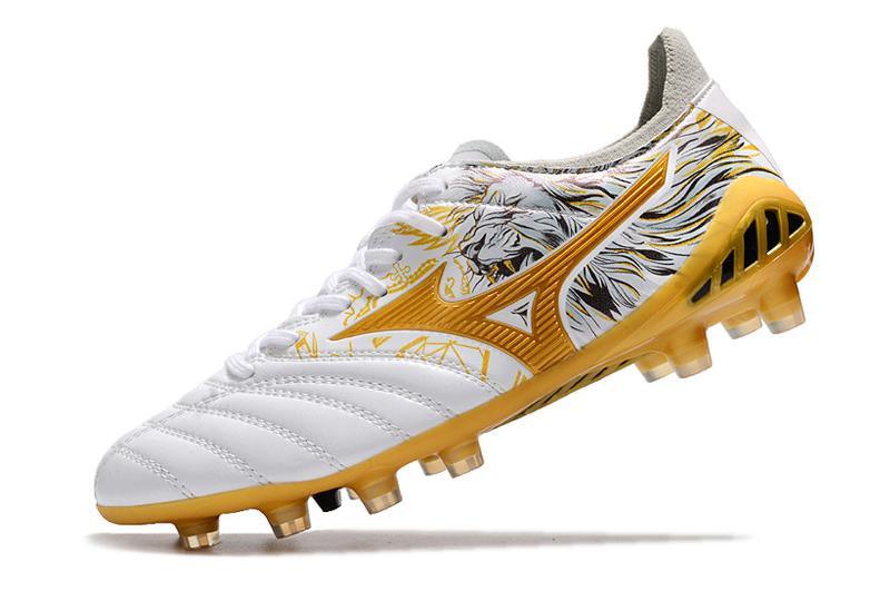 Chuteira Mizuno Morelia NEO III Campo