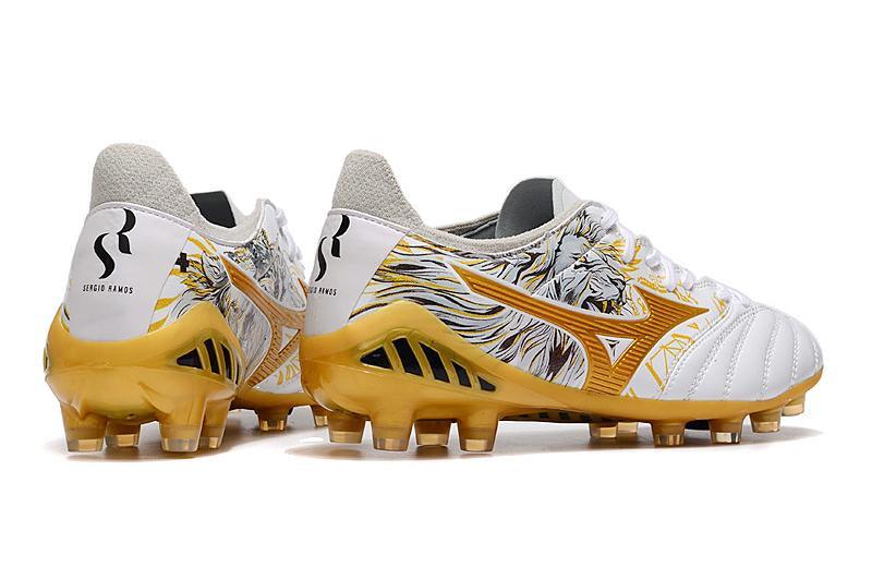 Chuteira Mizuno Morelia NEO III Campo