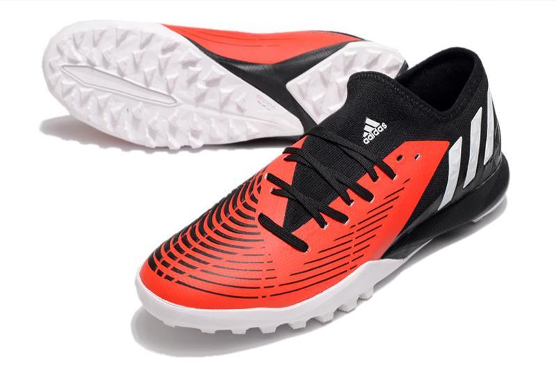 Chuteira adidas Predator Edge 3 low Society