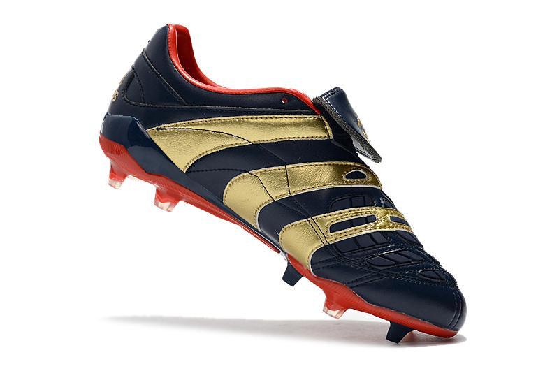 Chuteira Adidas Predator Accelerator Campo