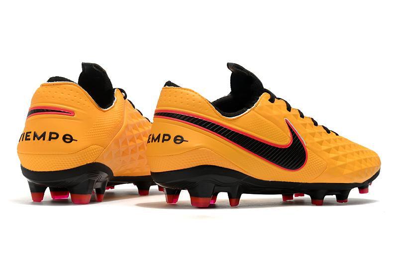 Chuteira Nike Tiempo Legend 8 Elite Campo