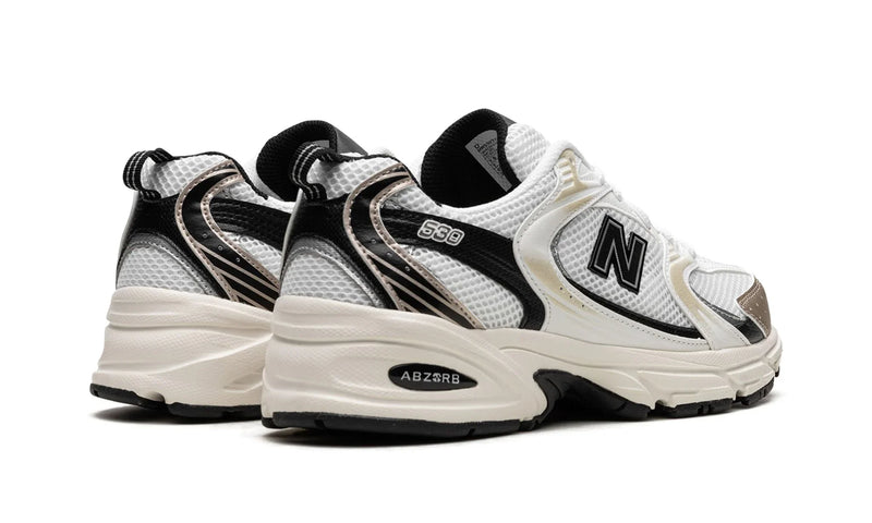 Tênis New Balance 530 "White Gold Black" Dourado / Branco