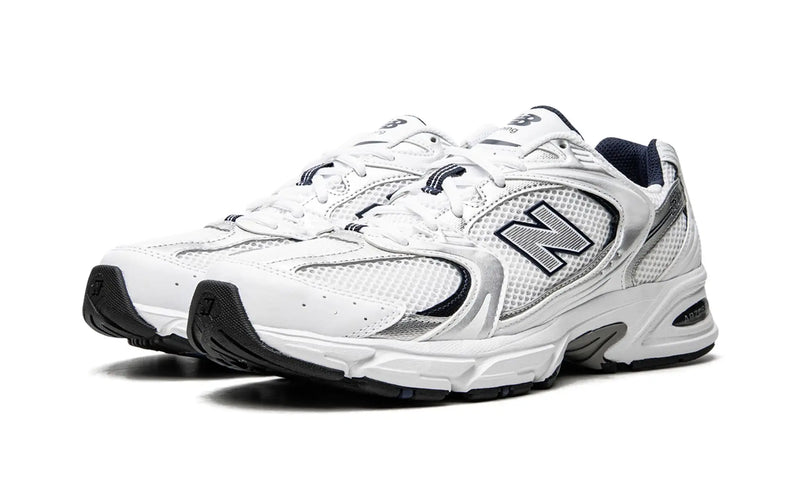 Tênis New Balance 530 "White Silver Navy" Prata / Azul