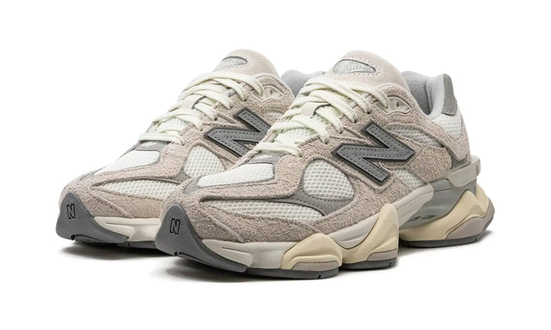 Tênis New Balance 9060 "Sea Salt Suede Pack" Bege