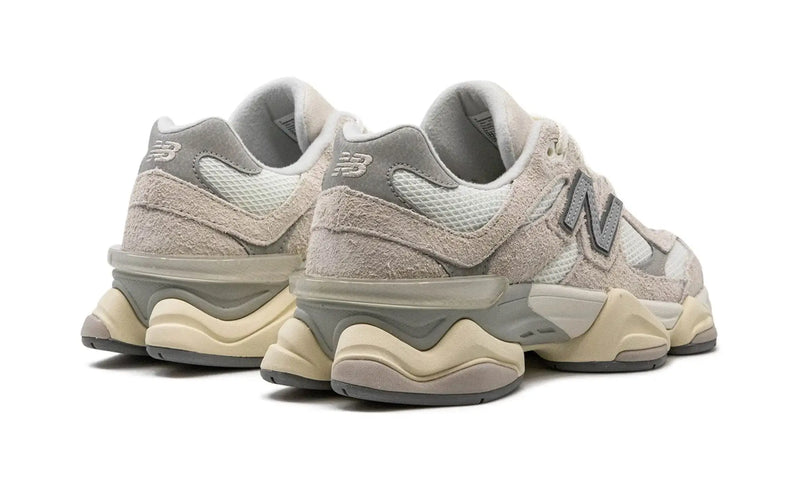 Tênis New Balance 9060 "Sea Salt Suede Pack" Bege