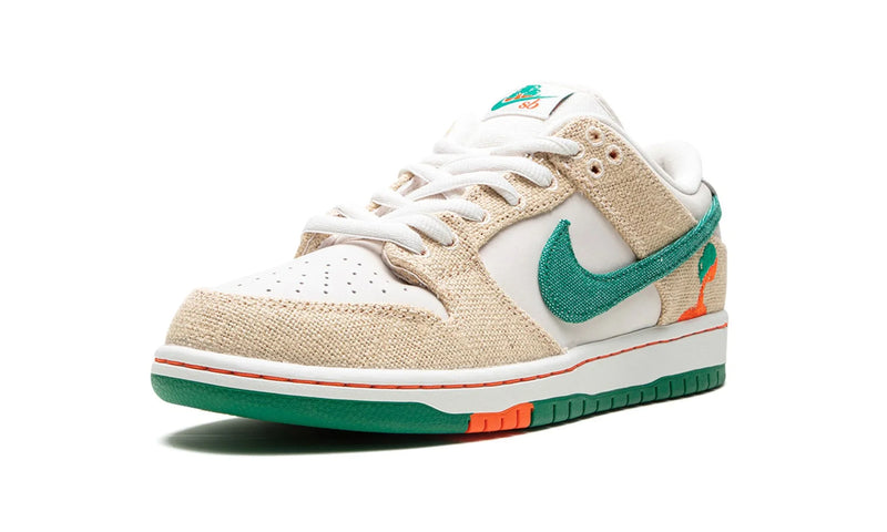 Tênis Nike Dunk Low SB x Jarritos