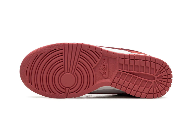 Tênis Nike Dunk Low Feminino "Valentine's Day" Vermelho