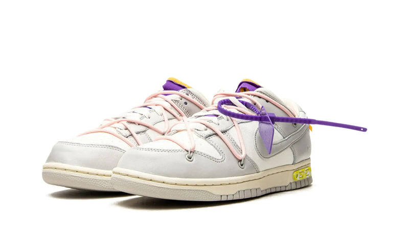 Tênis Nike Dunk Low x Off-White "Lot 24"